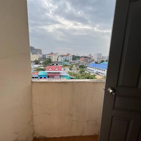 Rooftop Room In We Residence Pattaya Eksteriør bilde